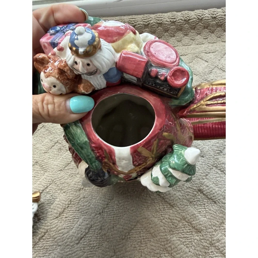 Fitz and Floyd Christmas Santa with bag of toys tea pot